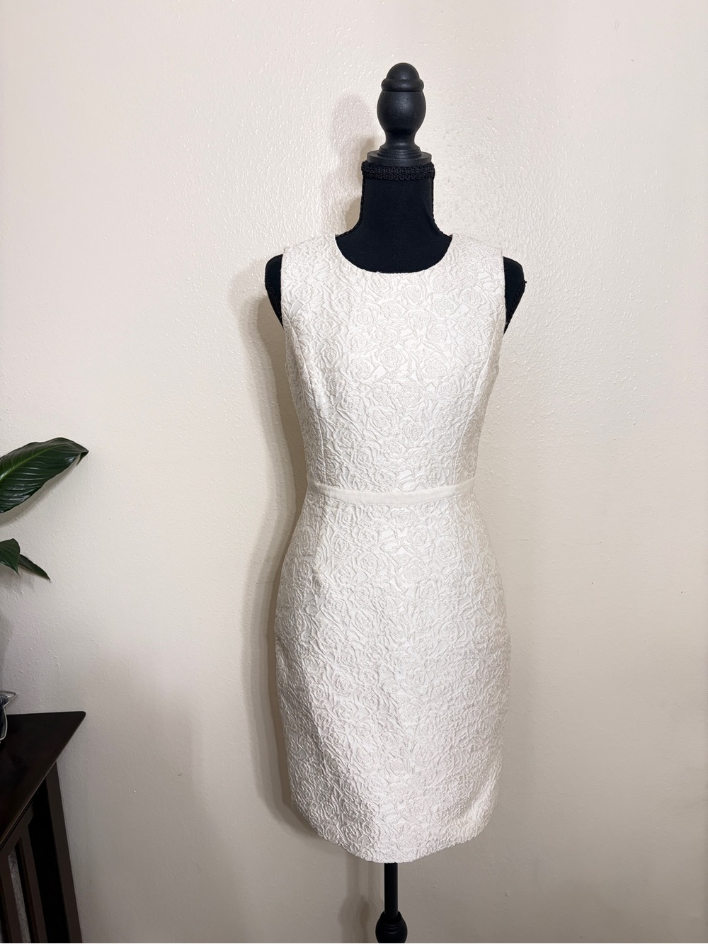 Halston Heritage Ivory Lace Sheath Dress
